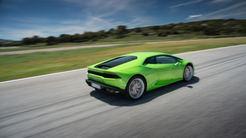 Illustration for article titled Lamborghini Huracan: A V10 Projectile That Will Eat You For Breakfast